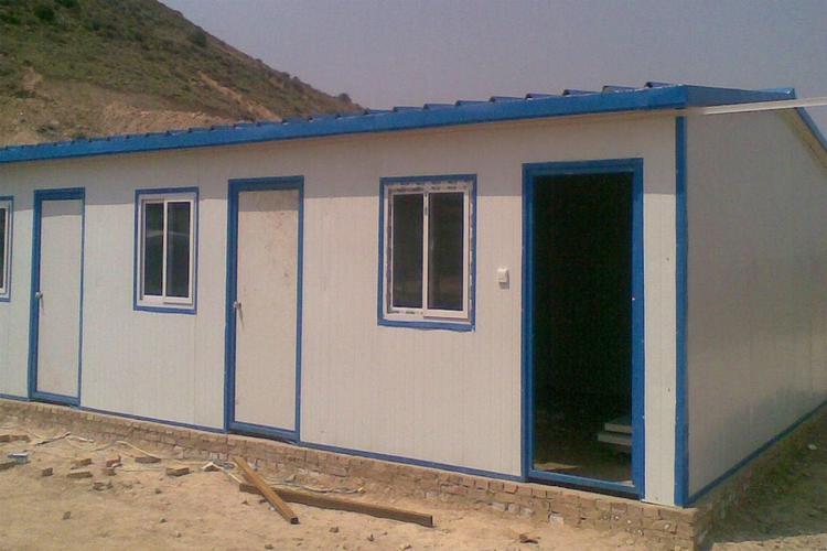 彩钢板活动房在使用时需要注意什么问题呢?